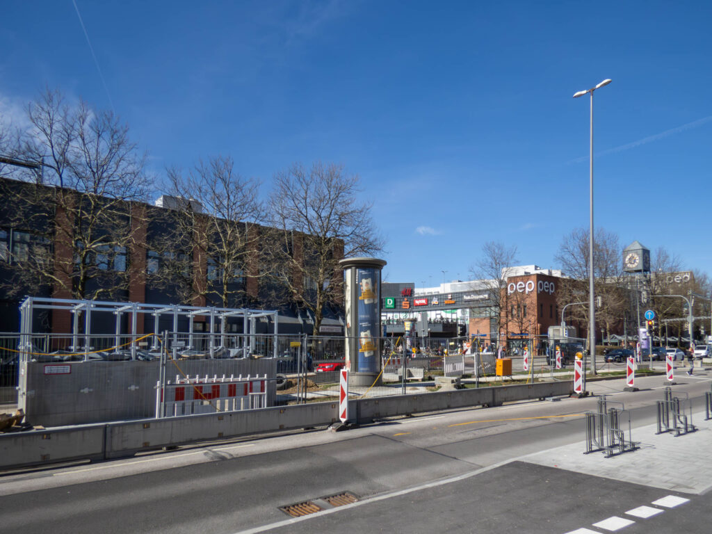 Neuer U-Bahn-Notausgang Neuperlach Zentrum