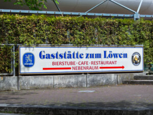 Gaststätte zum Löwen – Schild