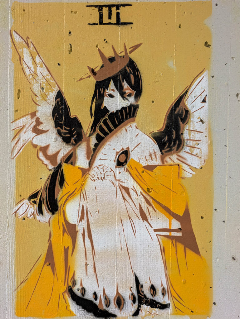 Kunstwerk orange Brücke