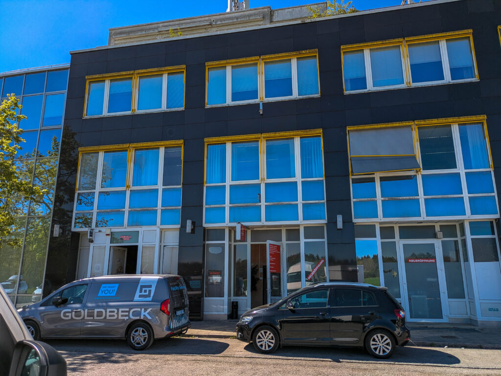 Discount-Pizzeria, Handwerkerhof